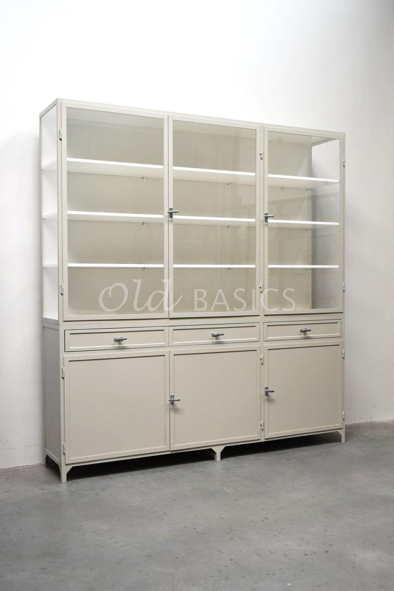 Apothekerskast Ferro, 3 deuren, RAL7032, grijs, groen, materiaal staal